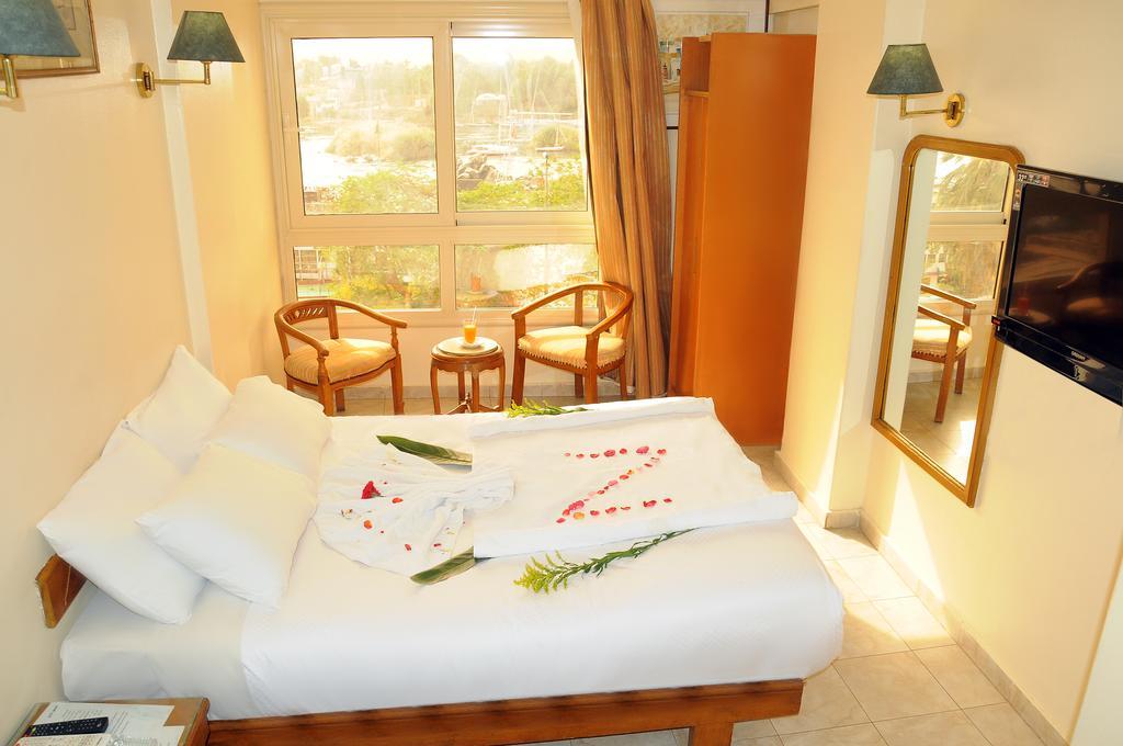Nile Hotel Асуан Экстерьер фото